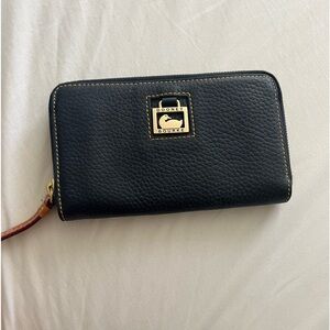 Dooney & Bourke Wallet